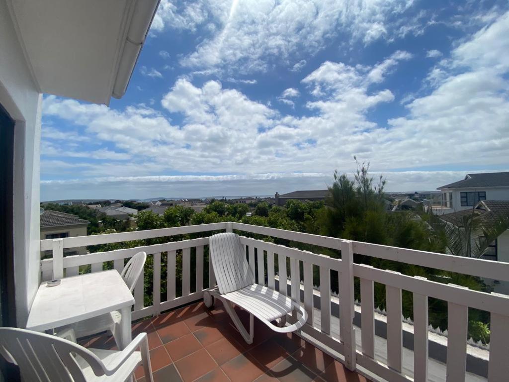 Au Plais De Langebaan At Palm Tree Villa Exterior photo