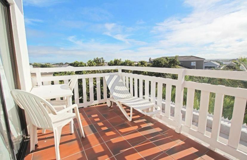 Au Plais De Langebaan At Palm Tree Villa Exterior photo