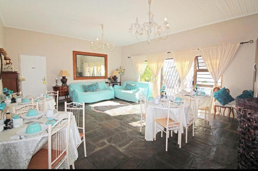 Au Plais De Langebaan At Palm Tree Villa Exterior photo