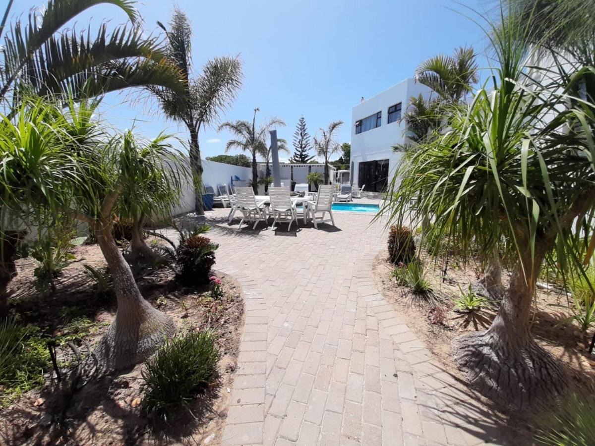 Au Plais De Langebaan At Palm Tree Villa Exterior photo