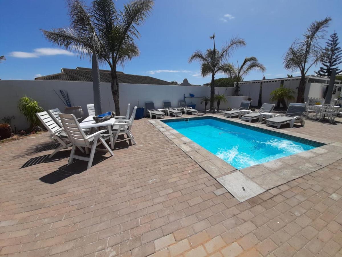 Au Plais De Langebaan At Palm Tree Villa Exterior photo